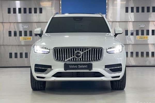 2024 Volvo XC90 с пробегом 21 261 км