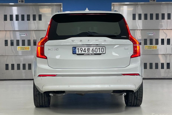 2024 Volvo XC90 с пробегом 21 261 км