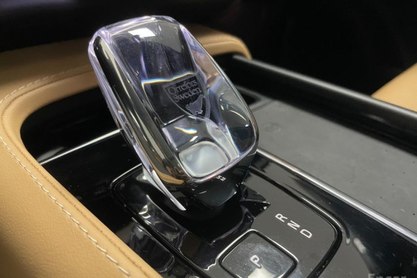 2024 Volvo XC90 с пробегом 21 261 км