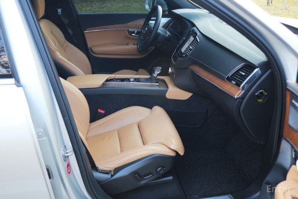 2020 Volvo XC90 с пробегом 200 173 км