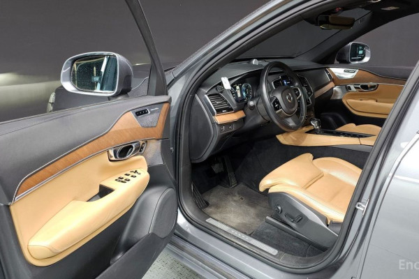 2019 Volvo XC90 с пробегом 193 461 км