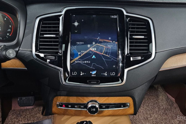 2019 Volvo XC90 с пробегом 200 770 км