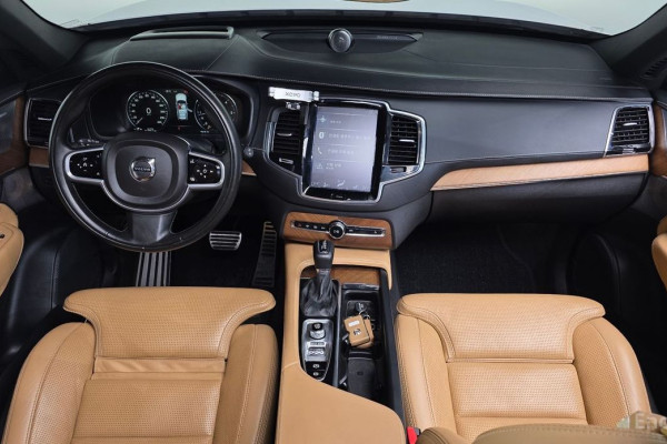 2018 Volvo XC90 с пробегом 131 772 км