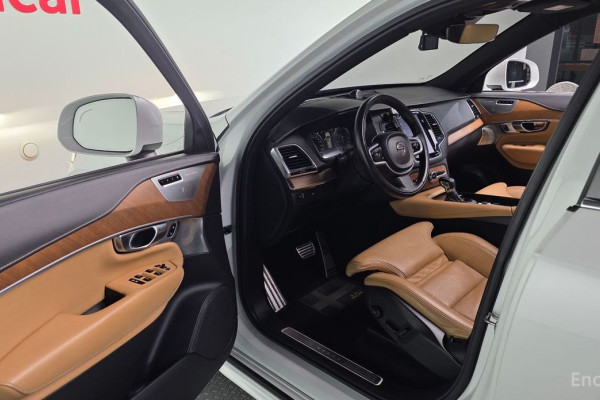 2018 Volvo XC90 с пробегом 131 772 км