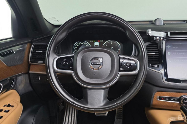 2018 Volvo XC90 с пробегом 131 772 км