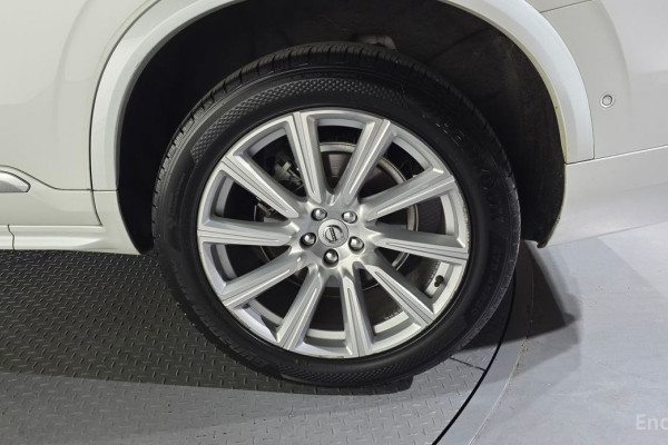 2018 Volvo XC90 с пробегом 131 772 км