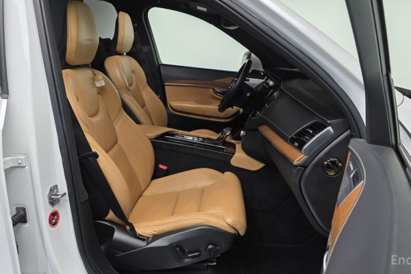 2018 Volvo XC90 с пробегом 131 772 км