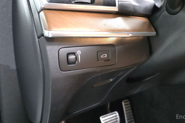 2018 Volvo XC90 с пробегом 131 772 км