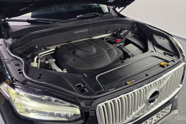 2017 Volvo XC90 с пробегом 95 368 км