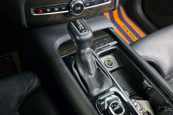 2017 Volvo XC90 с пробегом 95 368 км