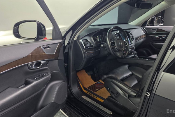 2017 Volvo XC90 с пробегом 95 368 км