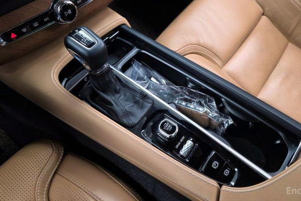 2018 Volvo XC90 с пробегом 203 477 км