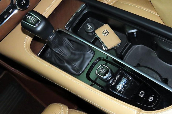 2018 Volvo XC90 с пробегом 92 544 км