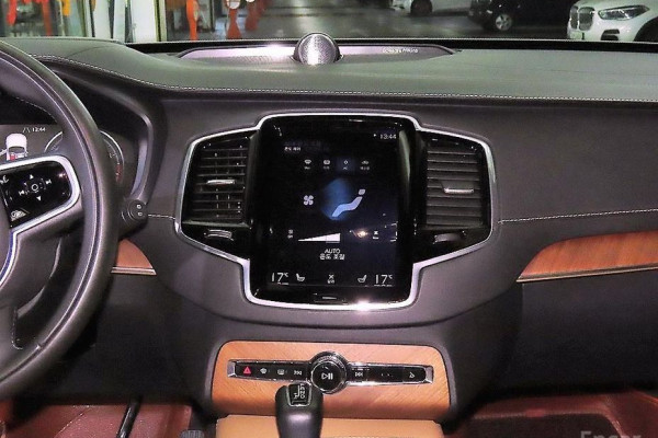 2018 Volvo XC90 с пробегом 92 544 км