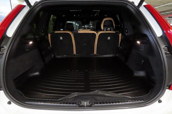 2018 Volvo XC90 с пробегом 92 544 км