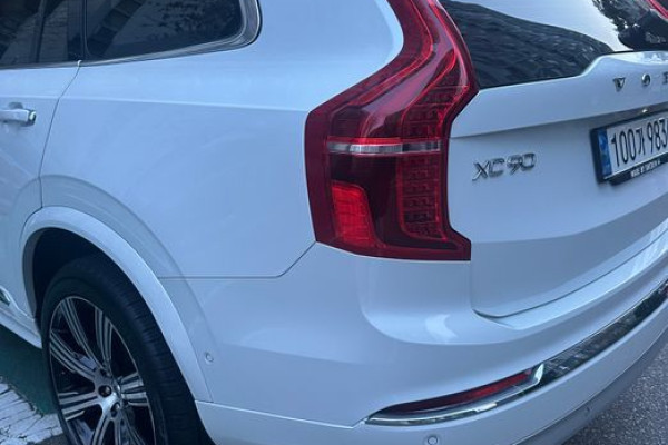 2022 Volvo XC90 с пробегом 54 000 км