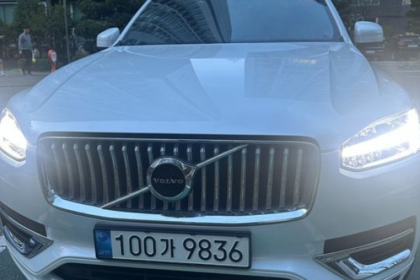 2022 Volvo XC90 с пробегом 54 000 км