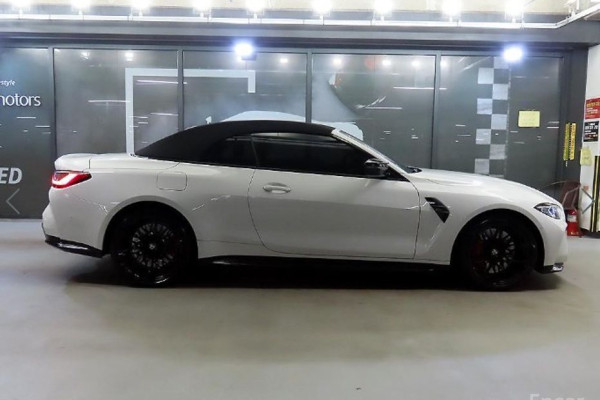 2023 BMW M4 с пробегом 11 500 км