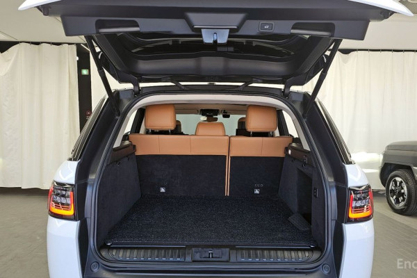 2022 Land Rover Range Rover Sport с пробегом 30 653 км