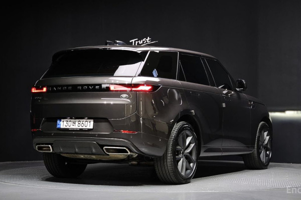 2023 Land Rover Range Rover Sport с пробегом 26 935 км