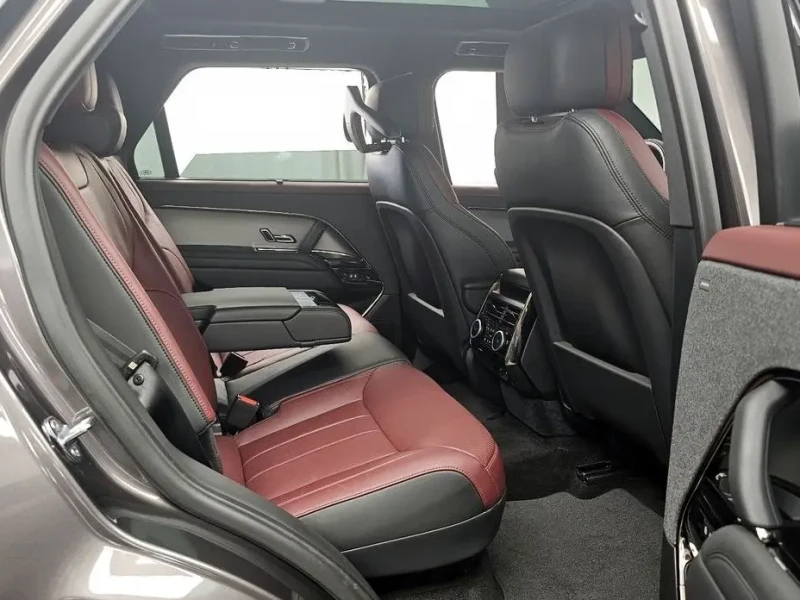 2023 Land Rover Range Rover Sport с пробегом 26 935 км