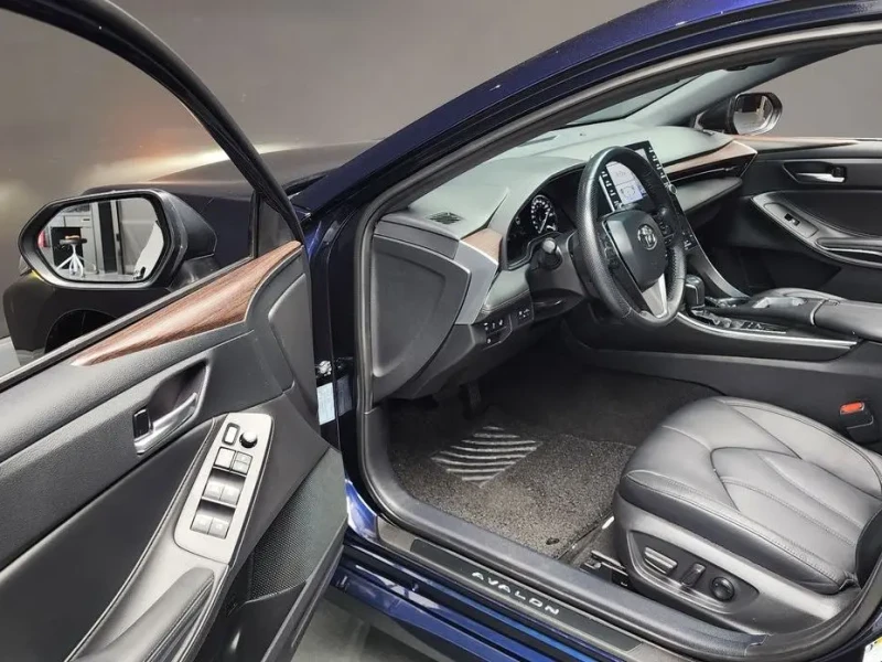 2021 Toyota Avalon с пробегом 44 492 км