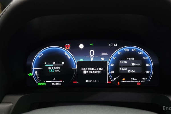 2024 Toyota Alphard с пробегом 11 724 км