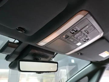2024 Toyota Alphard с пробегом 2 793 км