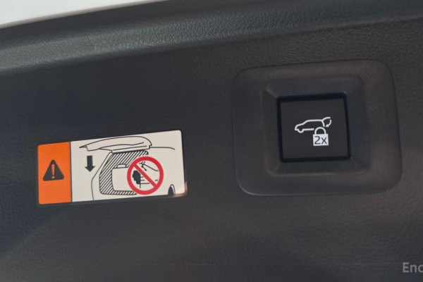 2024 Toyota Alphard с пробегом 11 724 км