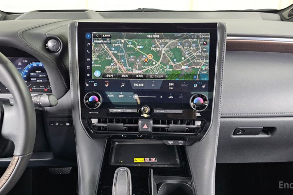 2023 Toyota Alphard с пробегом 55 817 км