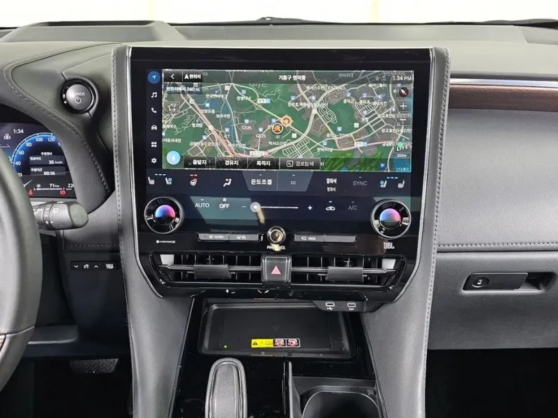 2023 Toyota Alphard с пробегом 55 817 км