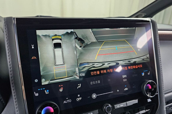 2023 Toyota Alphard с пробегом 55 817 км