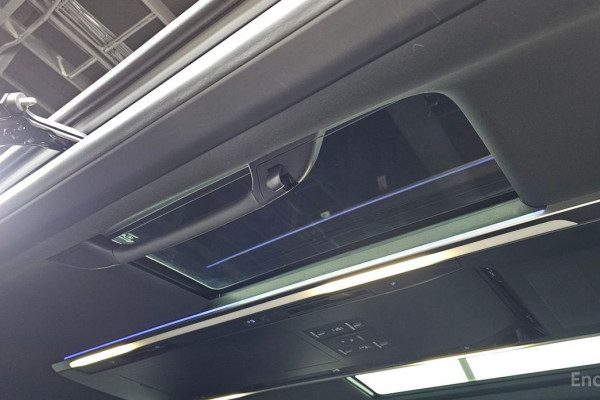 2023 Toyota Alphard с пробегом 55 817 км