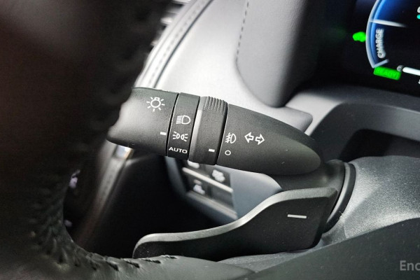 2023 Toyota Alphard с пробегом 55 817 км