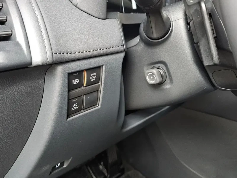 2023 Toyota Alphard с пробегом 55 817 км