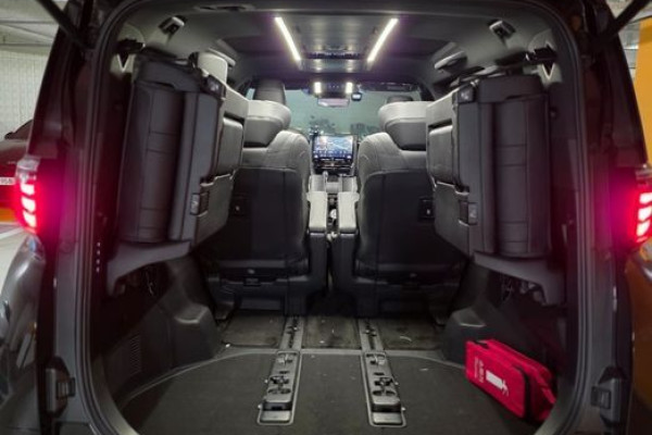 2024 Toyota Alphard с пробегом 3 752 км