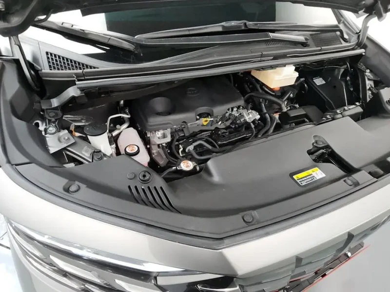 2024 Toyota Alphard с пробегом 17 940 км