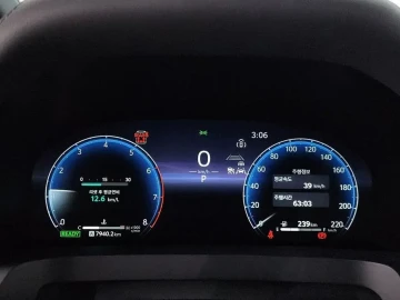 2024 Toyota Alphard с пробегом 17 940 км