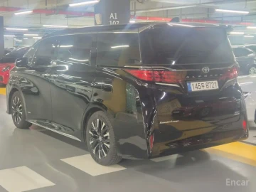2024 Toyota Alphard с пробегом 11 442 км