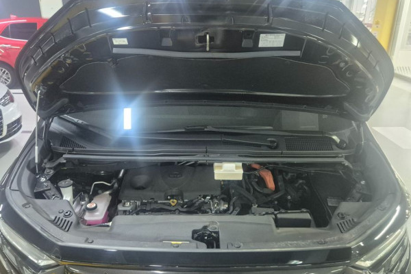 2024 Toyota Alphard с пробегом 11 442 км