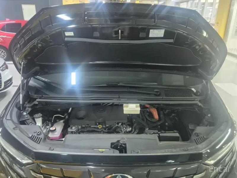 2024 Toyota Alphard с пробегом 11 442 км