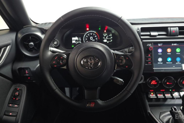 2024 Toyota GR86 с пробегом 2 353 км