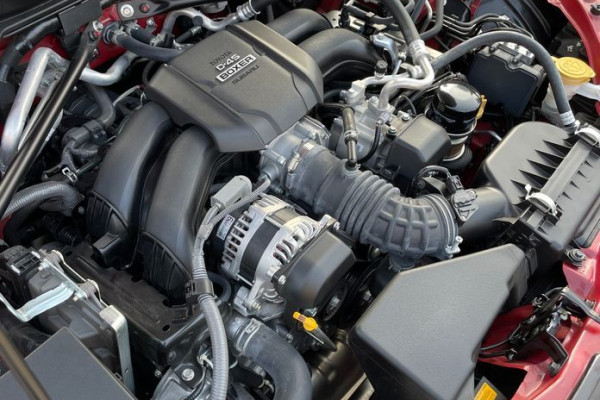 2024 Toyota GR86 с пробегом 10 276 км