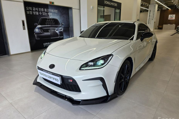 2024 Toyota GR86 с пробегом 14 310 км