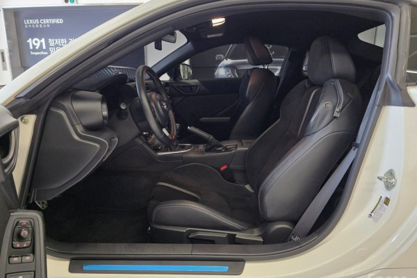 2024 Toyota GR86 с пробегом 14 310 км