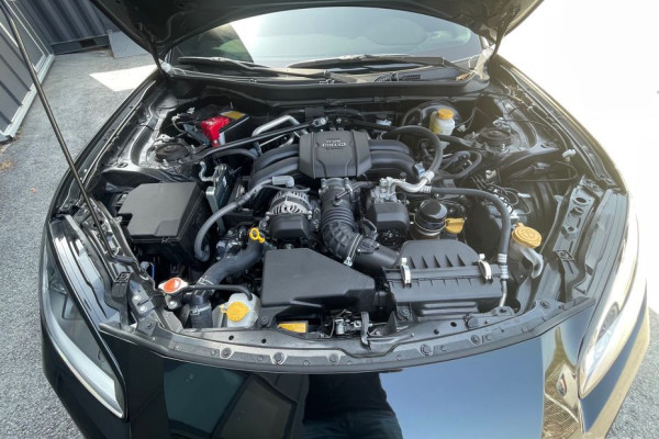 2024 Toyota GR86 с пробегом 17 400 км