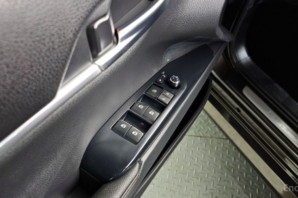 2019 Toyota Camry с пробегом 112 706 км