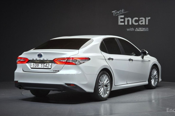 2018 Toyota Camry с пробегом 34 717 км