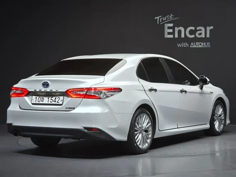 2018 Toyota Camry с пробегом 34 717 км