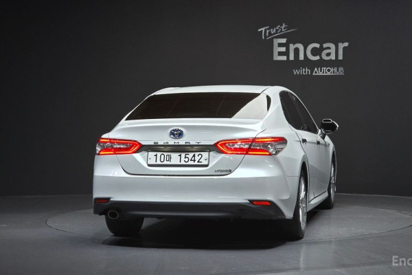 2018 Toyota Camry с пробегом 34 717 км